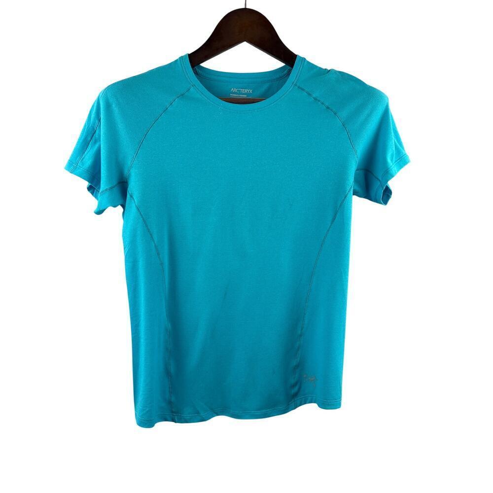 Women’s Arc’Teryx Small Bright Aqua Short Sleeve Sports Shirt